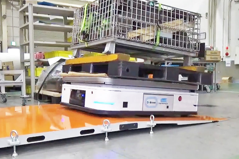 雨や段差、傾斜に強い標準型V1000H-B – 株式会社KKS